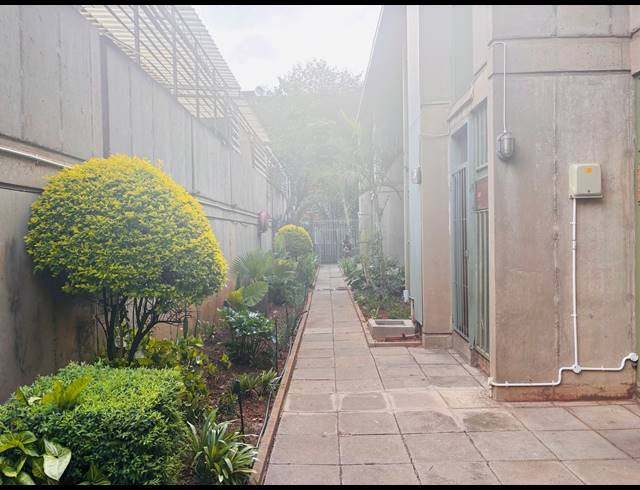 4 BEDROOM DUPLEX FOR SALE IN ARCADIA